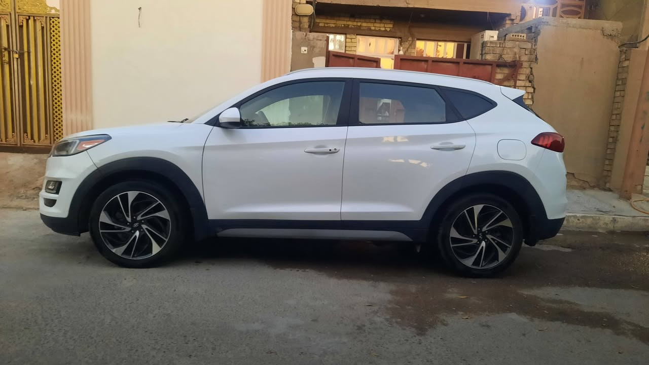 🚗 للبيع: هيونداي توسان 2020
📍 مكان السيارة: بغداد – البلديات
📞 للتواصل: ***********
💰 السعر: 170ورقة – قابل للتفاوض
📊 المسافة المقطوعة: موضحة بالصورة 
🛠️ المحرك: 4 سلندر – 2400dji
• فول مواصفات عدا البانوراما
• وارد أمريكي
📌 تفاصيل إضافية:
• رقم السيارة بغداد مشروع وطني
• باسم المالك تحويل مباشر
• لون السيارة أبيض
