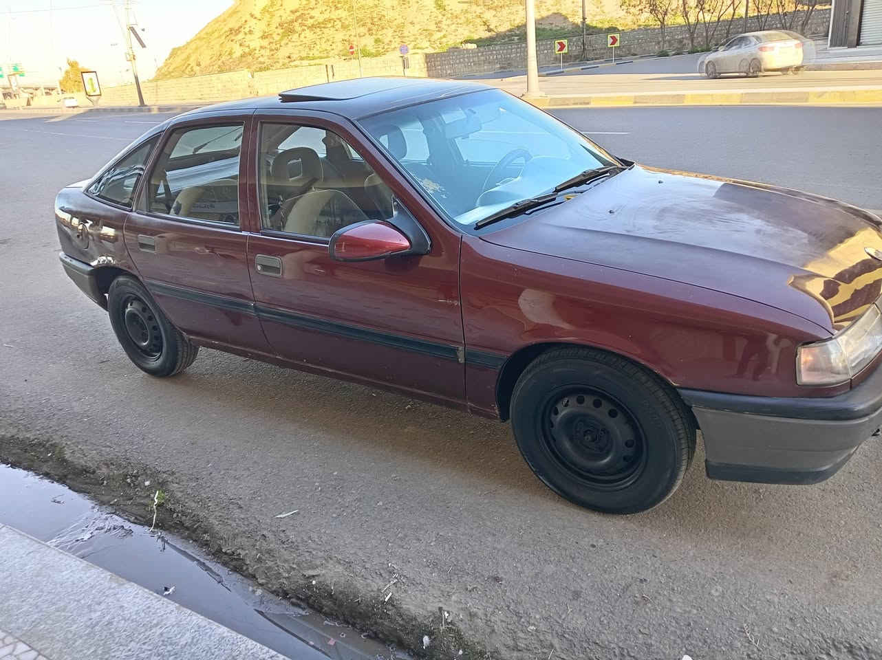 فكتره حجم ٢٠ كير اوتوماتيك قفل مركزي بور ايبييس سلايت طخم جديد باتري جديد بدون صبغ خلاص مسجل سماعات داخل نضيف احلا من الصور محرك وكير شرط الفحص اتصل
***********
***********
