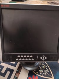 شاشة وDVR • ٨ كاميرات • هارد ٥٠٠ جيجا