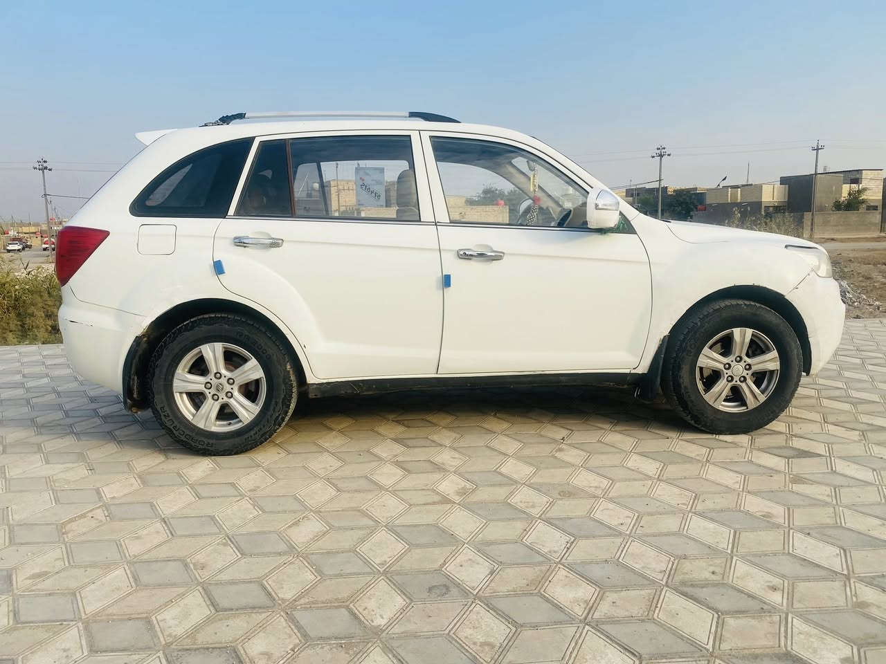 السلام عليكم ليفان اكس 60للبيع موديل 2013رقم واسط إنكليزي مكينه وكير وحداديه خير من الله بيها مكانات صبغ السياره بأسمي تحويل مباشر العنوان بابل  الشوملي للأستفسار ***********
