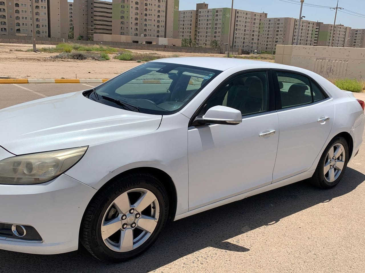 السلام عليكم
ماليبو موديل ١٣ خليجي  محرك 2400  
كير جديد 
منظومة تبريد جديدة راديتر ماء جديد  تخم اذاين جدد صدر جديد امامي وخلفي كامل شاشة اندرويد  هاندبريك بصمه دواخل السيارة جدا نظيف . تخم تايرات جدد باتري جديد 
دسكات  جدد 
بيها صبغ  نص باب ودوسه والدعاميه  الاماميه مبدله  بحادث في بغداد والبنيد مبدل بلاد بلون صدفي 
رقم سليمانيه باسمي تحويل مباشر  
ما بيها سونار. انته افحص براحتك وديها وين ما تريد ترايك. وين ما يعجبك 
لظروف خاصة  عارضها للبيع. 80 ورقة. بيها مجال 
راسل او اتصل ***********
