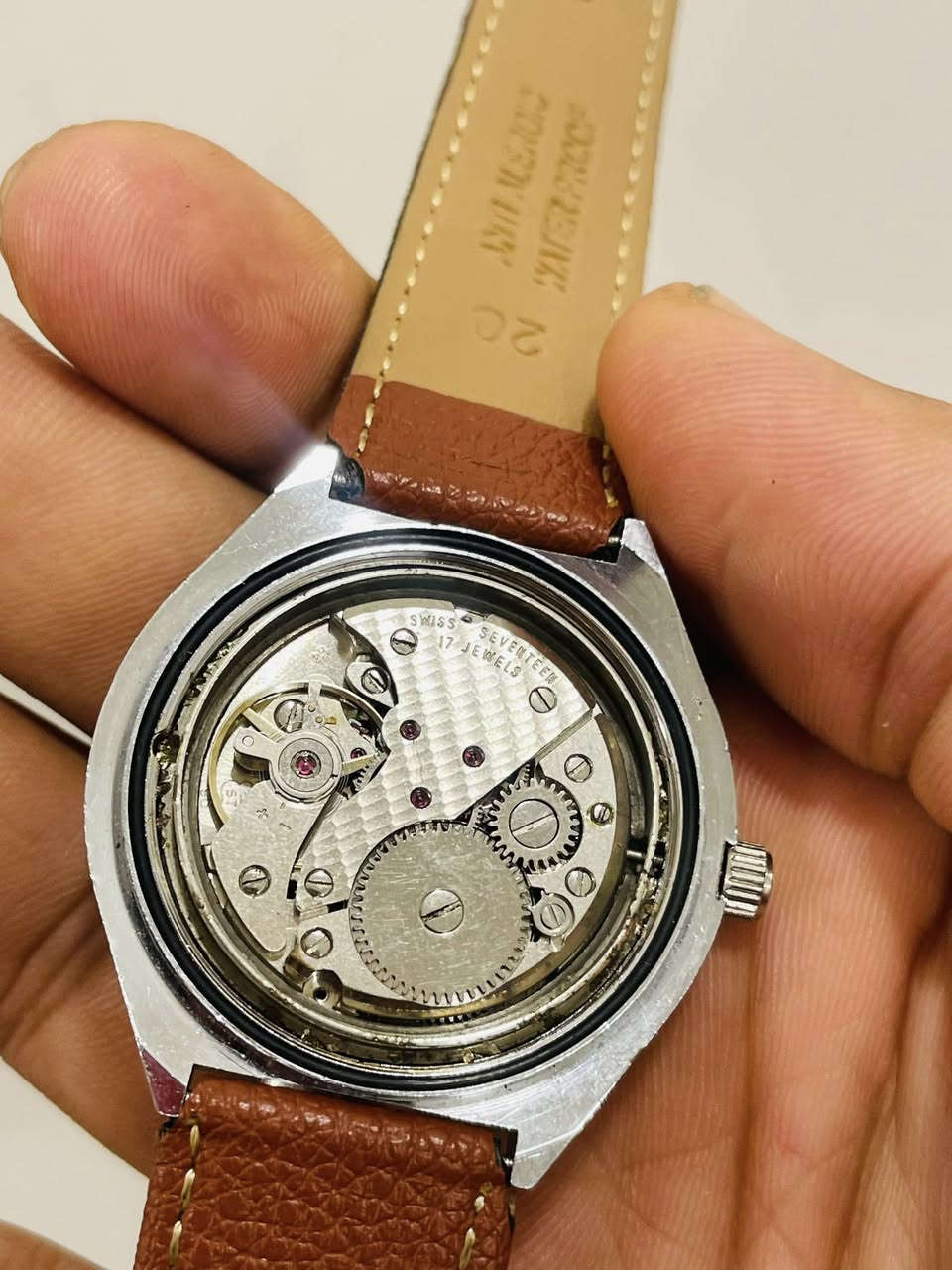 ميركسل سويسري نصب تكويك قطر 38 نظافة تامة مكينة 17 جوهرة سير جلد مختمة المكينة


**إذا كنت صاحب هذا الإعلان وتريد حذفه لأي سبب، رجاءا أرسل رسالة إلى الدعم الفني**