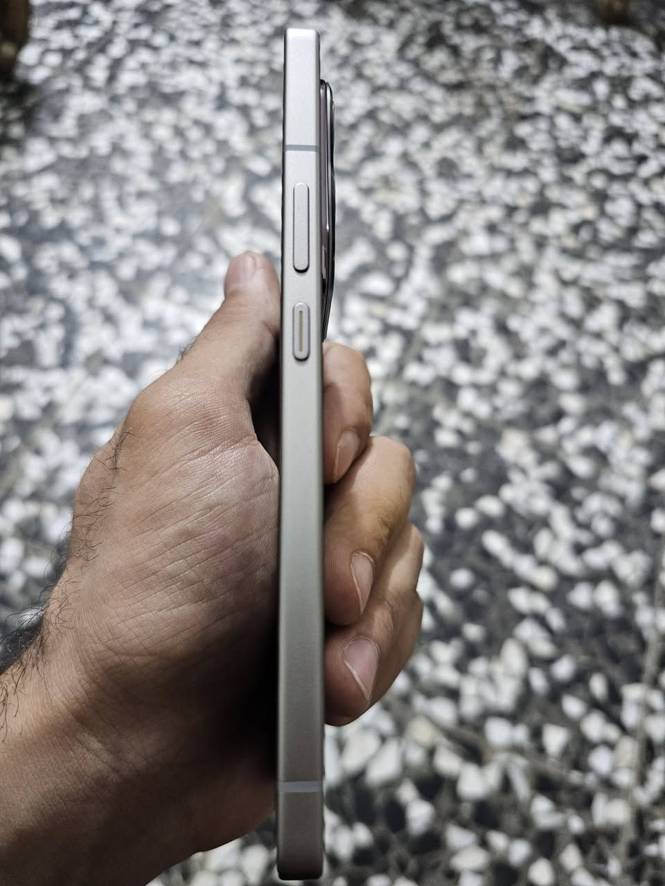 السلام عليكم انفنكس نوت 50 للبيع ذاكره 256 جهاز كلش حلو ونضيف زلغه ما بي تجي تفحص بيدك لحدما تمل بي فقط البصمه وگفت بالتحديث يرادلهه سوفت وير والجهاز ما مفتوح تفحصه يم اي ابو اجهزه يعجبك سعره مناسب مكاني بغداد الحسينيه الرقم ***********
