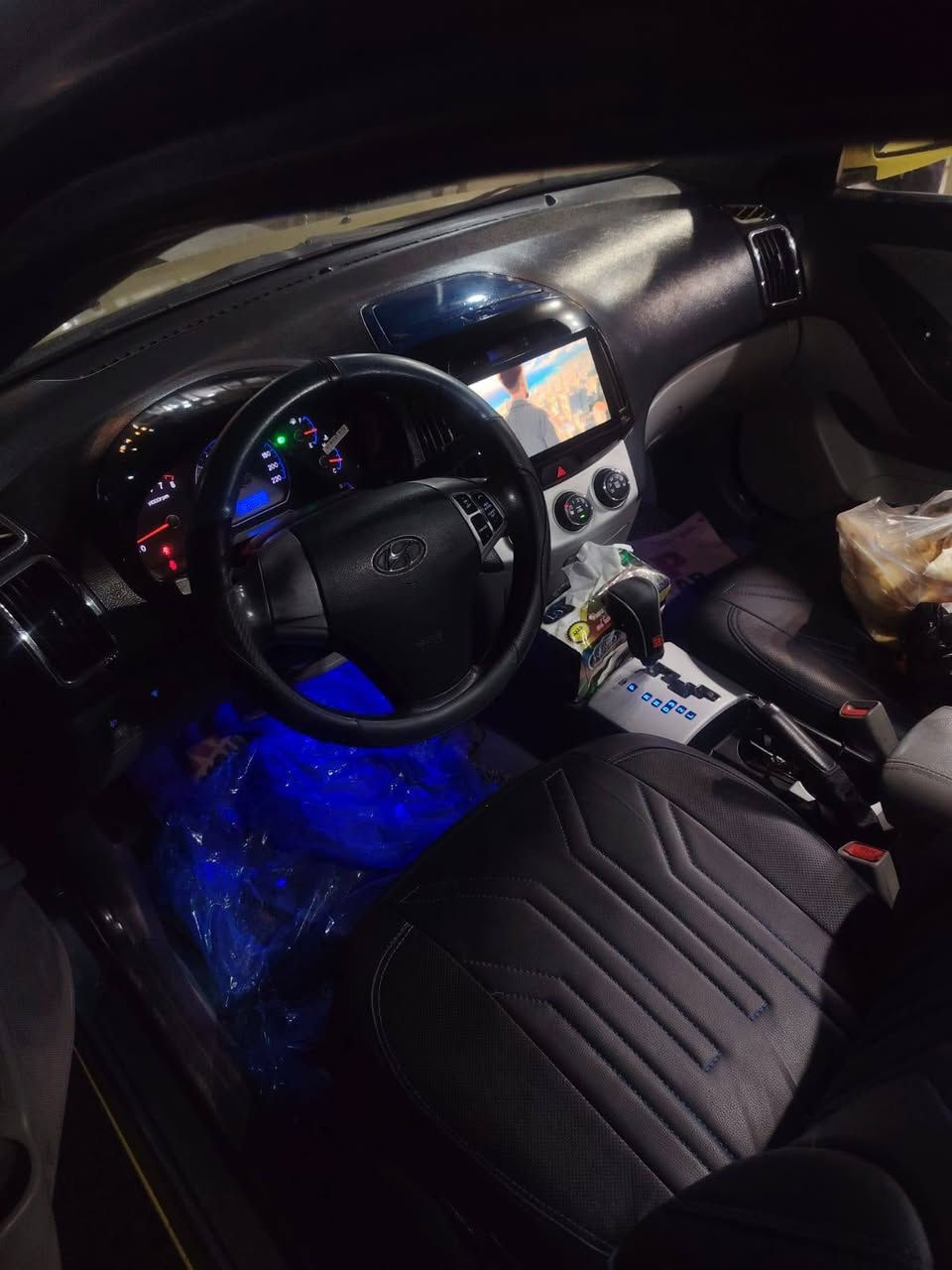 للبيعةالنترا ٢٠٠٩ خليجيه دكشن عالي
مجرك ١٦٠٠ 
رقم ديالى الجديد 
تحويل ثاني يوم
مصفرة هيئة وغرامات 
تخم تاير جديد 
صدر خلفي جديد 
صدر امامي ٩٠ بلميه 
دوشمه جديده 
شاشه كامره حساسات 
بيه بارد بلجاملغ الخلفي فقط 
تجي تكلبه وتشوف احلى من الصور 
سياره خير من الله اي نقص مابيه 
السعر ٩٠ وبيه مجال بسيط  
مكاني بغداد السيديه 
***********
