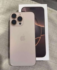 آيفون ١٦ برو ماكس • ٢٥٦ • بطارية ١٠٠