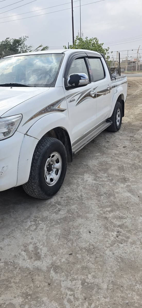 سياره فلاونزه فور ويل رقم أربيل المديل2015كفاله من ضربه بيها صبغ قليل عنوان بصره ***********
