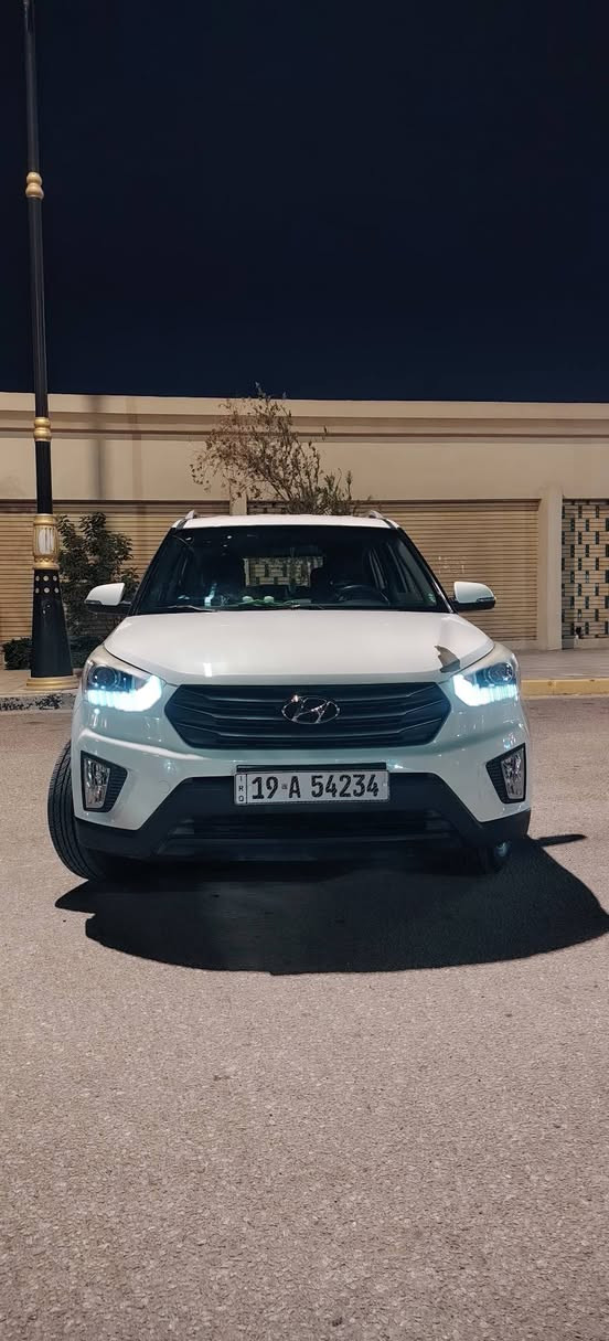 للبيع هيواندي كريتا 2017 خليجي
كير محرك تبريد تدفئة مكفولات شرط ترايك للبصره، بانزين كله محسن ودهن امزويل امريكي و مي زيتي + ولا كلوب مشتغل ولا جيك انجن يعني سياره تاخذها تترحم لي عليها

الضرر قطعتين باب السايق طخه بسيطه والبنيد مكشر الصبغ شبر

سياره بناتيه مال دكتوره من بيت للمستشفى على ايد وحده اول مالك هي
ماشيه قليل 34 الف 
سنويه جديده تحويل ثاني يوم

السعر : 137 وبيها مجال للطيبين
عنوانها كربلاء 
***********
