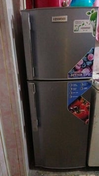 ثلاجة • سعة ٤٠٠ • مجال هواي