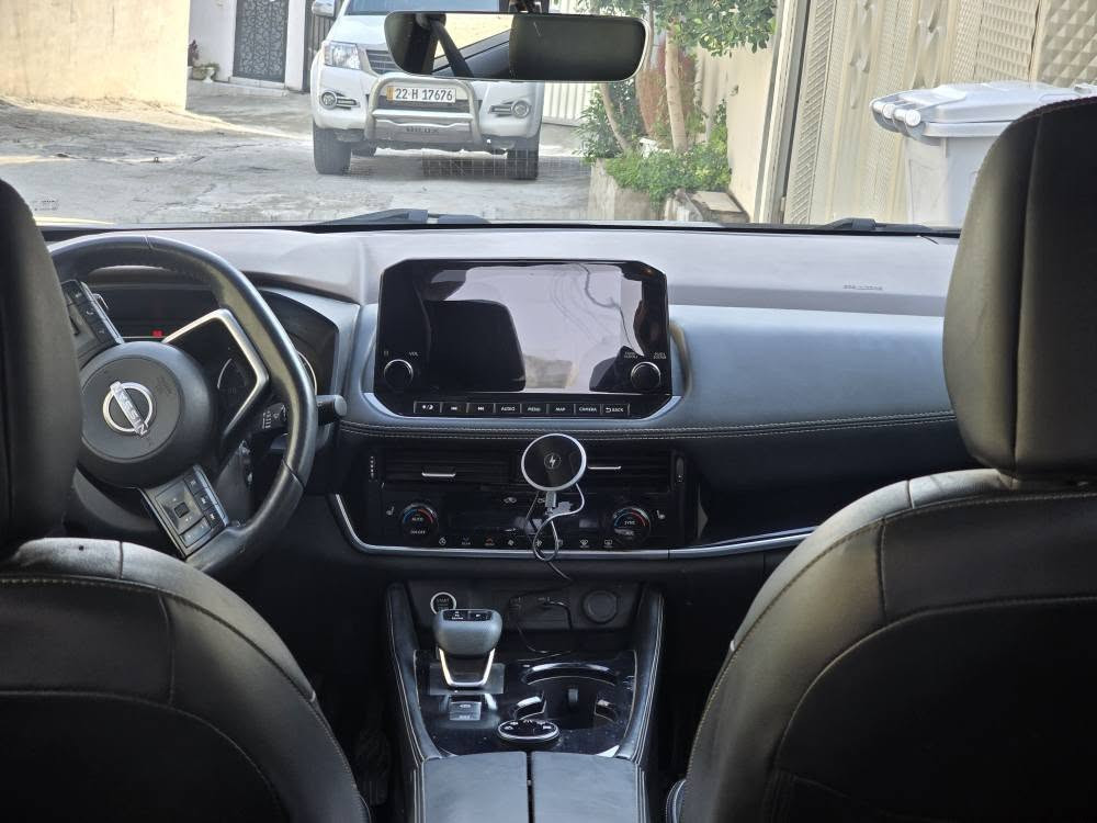 ***********
***********
نیسان ڕۆگ ڕەشی قەتران

مۆدێل 2023ی سێ پستۆن
قەپات مواسەفات  SL AWD 
سەنەوی نوێ یە تا2029
هەموو شتێکی بەشەرت 
بەس بۆنیتی بۆیاغە بێ ناوگرتن.
5N1BT3CBPC772975 ڕەقەم شانسی أربيل, العراق
