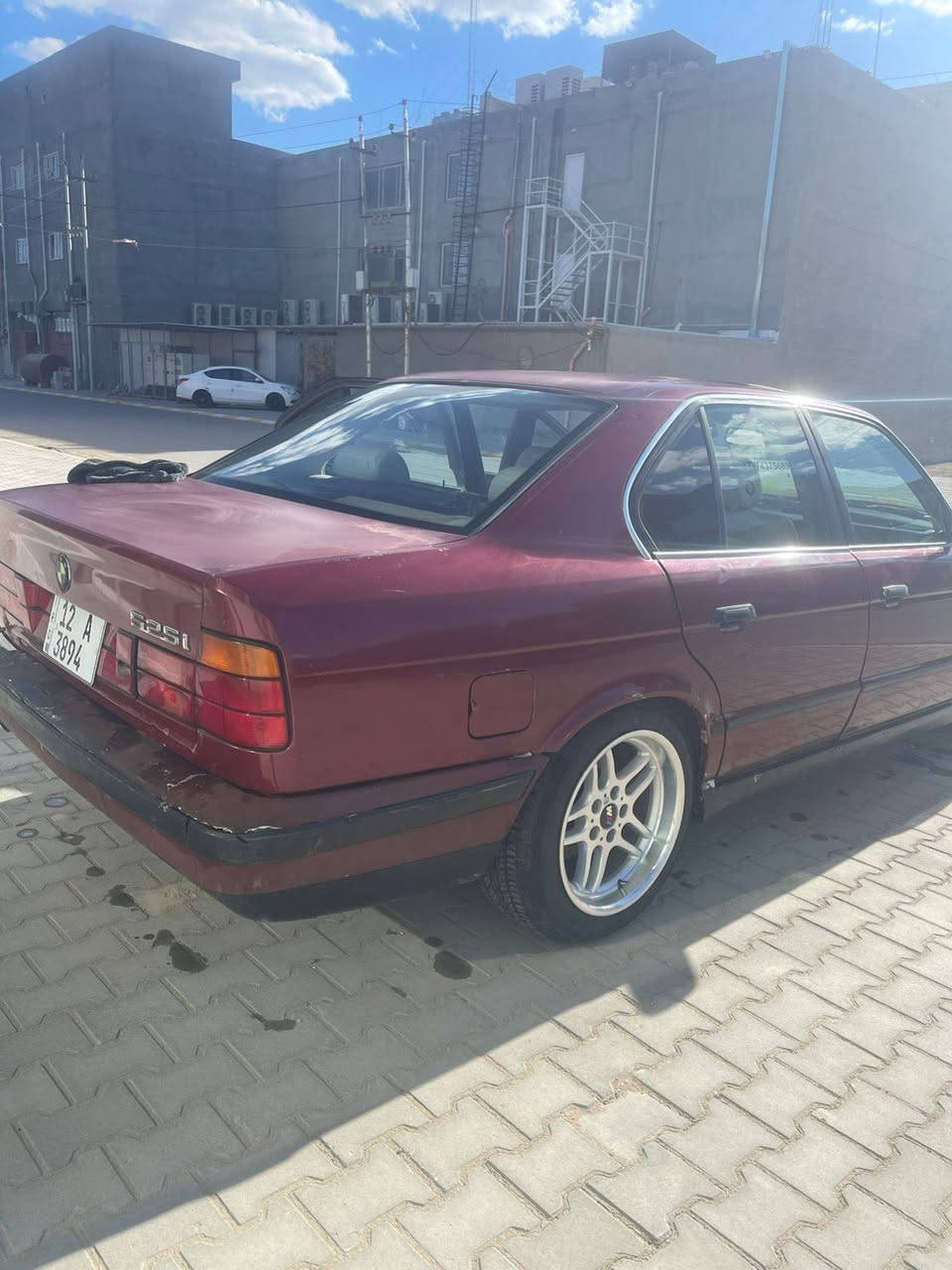 BMW 525i 1991  فقط للبيع
رقم دولي مشروع وطني – سنوية جديدة
بلاديه بدون قطرة صبغ ودگة جاكوج
بدون حادث
مكينة 8 سلندر وكير خير من الله
تبريد ثلج تدفئه شغال 
ويلات 17 وتخم تاير جديد
السياره ادامه كامله من الرقم للرقم ميحتاج لها مصرف ترايك منا البصره شرط التحويل والغرامات
💰 السعر 60$ 
مكان السيارة صلاح الدين تكريت للاستفسار اكثر تفضل خاص او الاتصال ع الرقم ***********
*********** واتس تكريت, صلاح الدين
