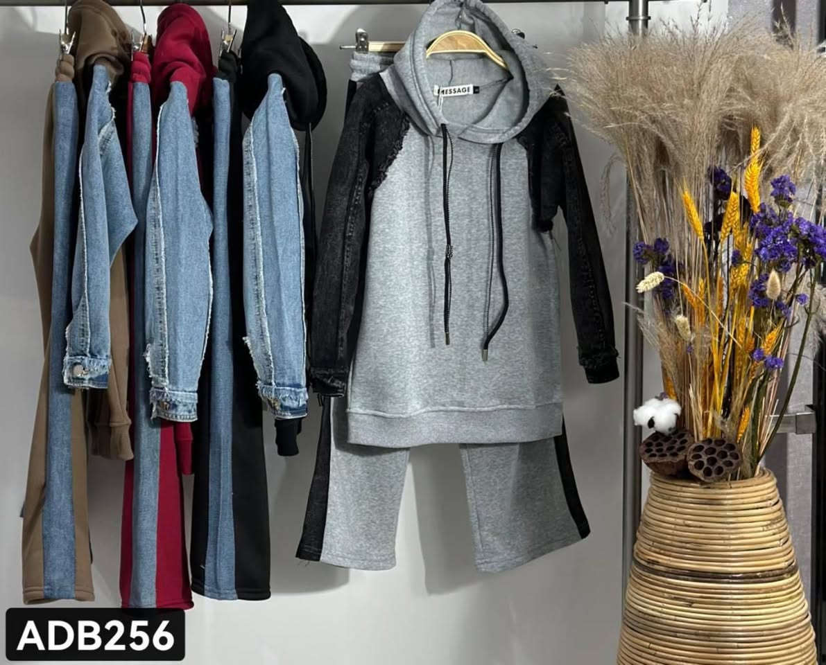 احصل على خصم 10‎%‎ بمناسبة قرب راس السنة 🎄

مجموعه تراكات شتائي بناتي 

يلبس من 3—14 سنة ✅

العنوان 📌الصويرة -حي المعلمين -شارع عمارة المنغر  -مقابل سرمد مول -مجاور تنزيلات حمودي -مجاور كريم بلادي للستائر

🚖توجد خدمة توصيل لكافة محافظات العراق 🇮🇶🚖 
للاستفسار***********
