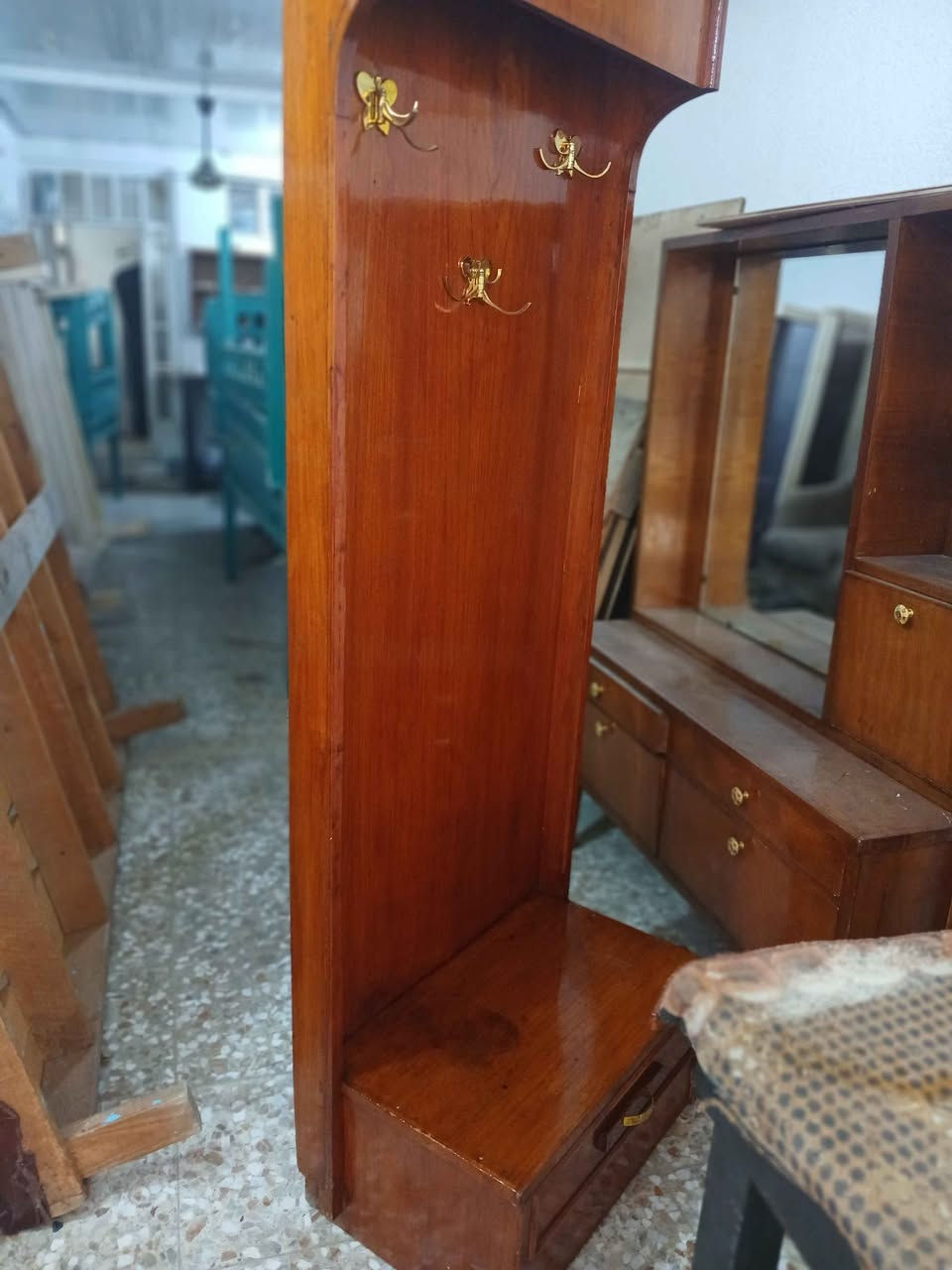 زاويه ملابس تكمه نظيفه توصاه سعر ٨٠ الف بغداد الكرخ الرساله الاولى بجانب النشاط المدرسي بغداد, العراق


**إذا كنت صاحب هذا الإعلان وتريد حذفه لأي سبب، رجاءا أرسل رسالة إلى الدعم الفني**