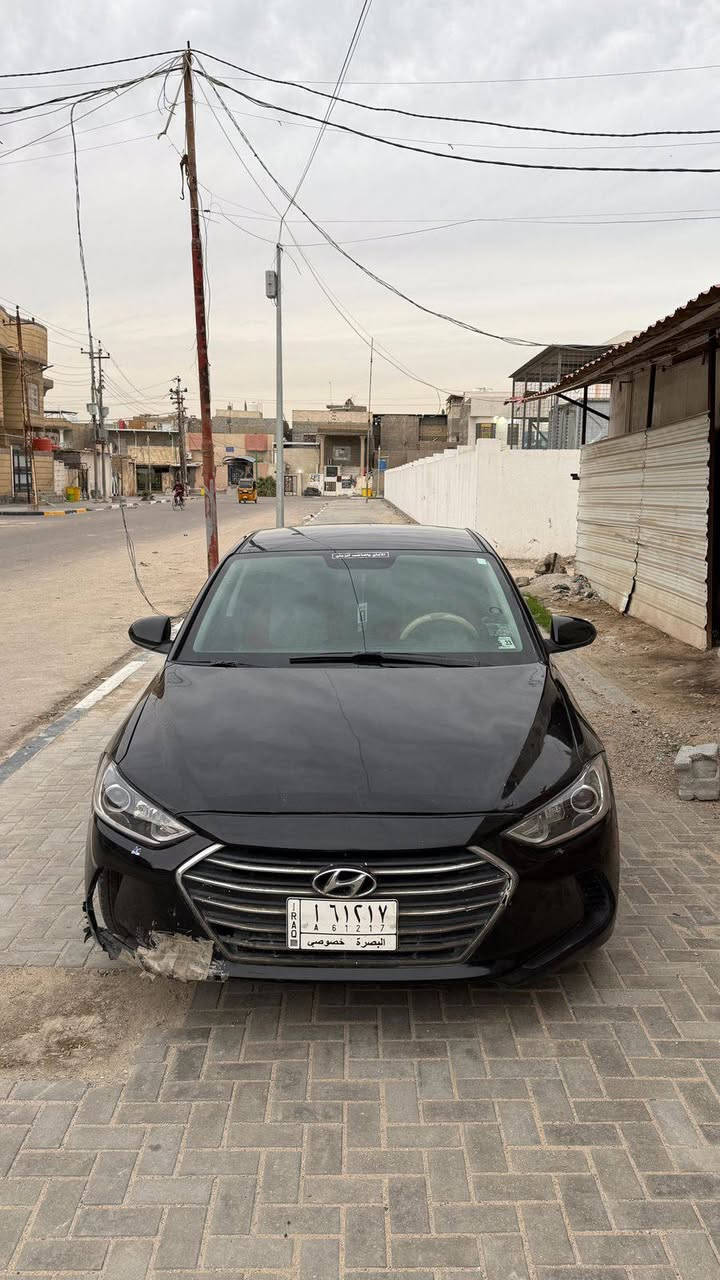 النترا2018 وارد امريكي
مكينا 2000 دوش كير AT
السيارة بيه ضربة جاملق و بنيد شي قليل بل تكمه جهت السائق
سنوية ما منتهية دواخل وخارج نضيف مثل ما موضح بل صورة 
السيارة بيبل واحد
مكينه جديدة وكير خير من الله السعر 115 وبيه مجال شي قليل
رقم للأستفسار ***********
