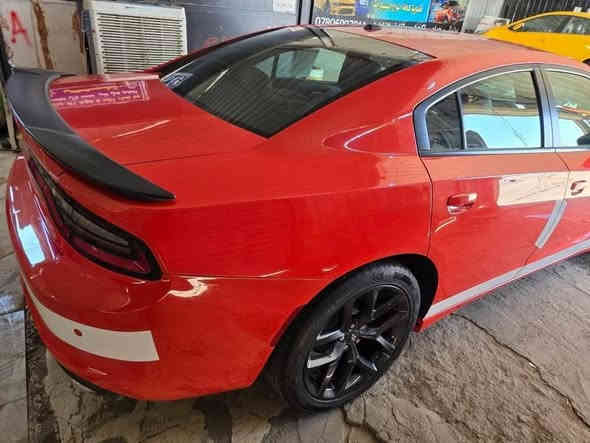 السلام عليكم اخوان انه مكلف بلنشر للاستفسار اتصلو على صاحب السياره***********
جارجر لون مميز رقم بغداد انكليزي السياره كارتون ماشيه 40الف كفاله من ضربه وصبغ داخله تقرير غرق مكان السياره ذي قار سوق الشيوخ موديل 22اصل وفصل 😘 السعر 260وبيها مجال. اتصلو واتساب
