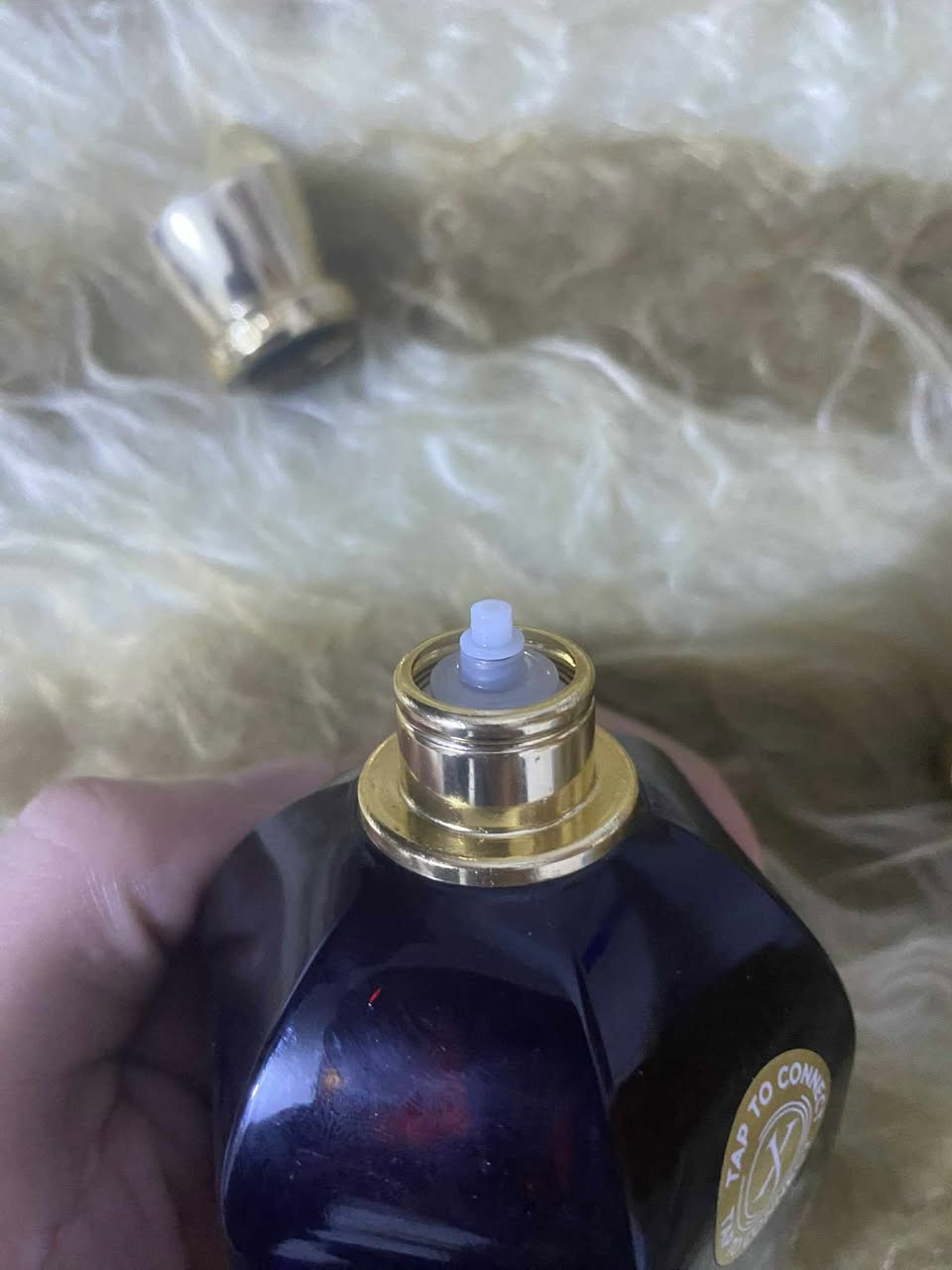 السلام عليكم الكسندريا 2 
45 مل للبيع او المراوسة السعر 185


**إذا كنت صاحب هذا الإعلان وتريد حذفه لأي سبب، رجاءا أرسل رسالة إلى الدعم الفني**