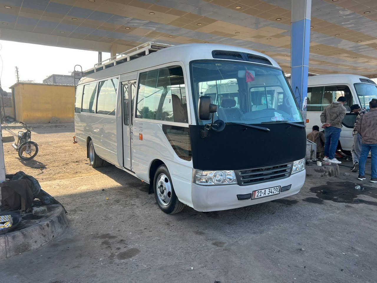 السلام عليكم كوستر لبيع موديل 2014
رقم سليمانيه انكليزي تريد تحويل تريد وكاله
مكينه كير  مكفولات اكسن بي صوت من 60ال80
سياره جاهزه ويل ناصي بلاد يوبي اس
مكان السياره بصره السعر 315وبيهه مجال
اي ستفسار اتصل وانا خادم ***********
