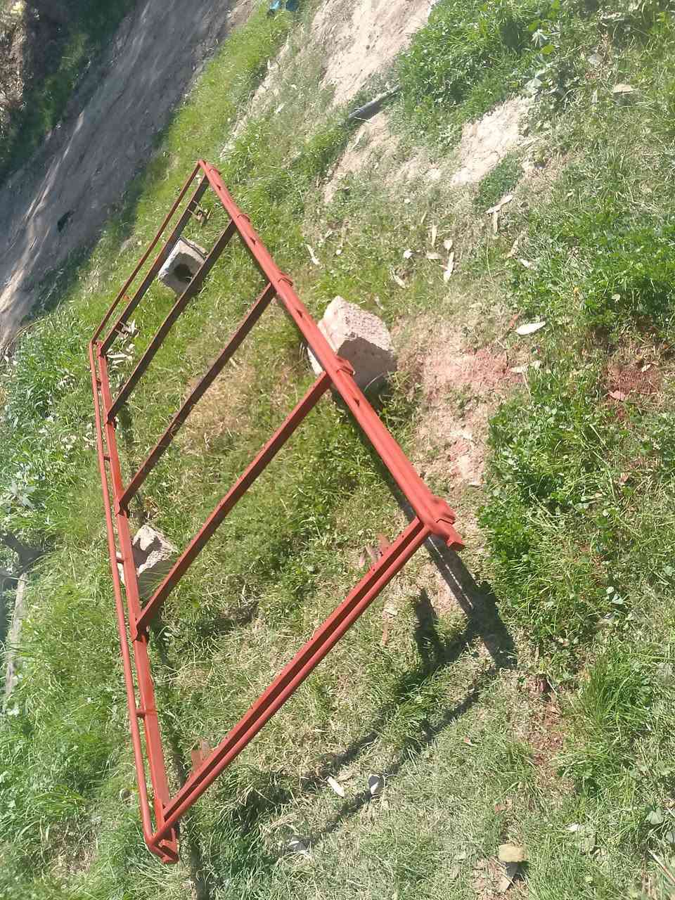 السلام عليكم سيبايه تزريف نيسان ناصيه عوزها بس خشب السعر ٨٥ وبيها مجال اتصل وتدلل ***********
