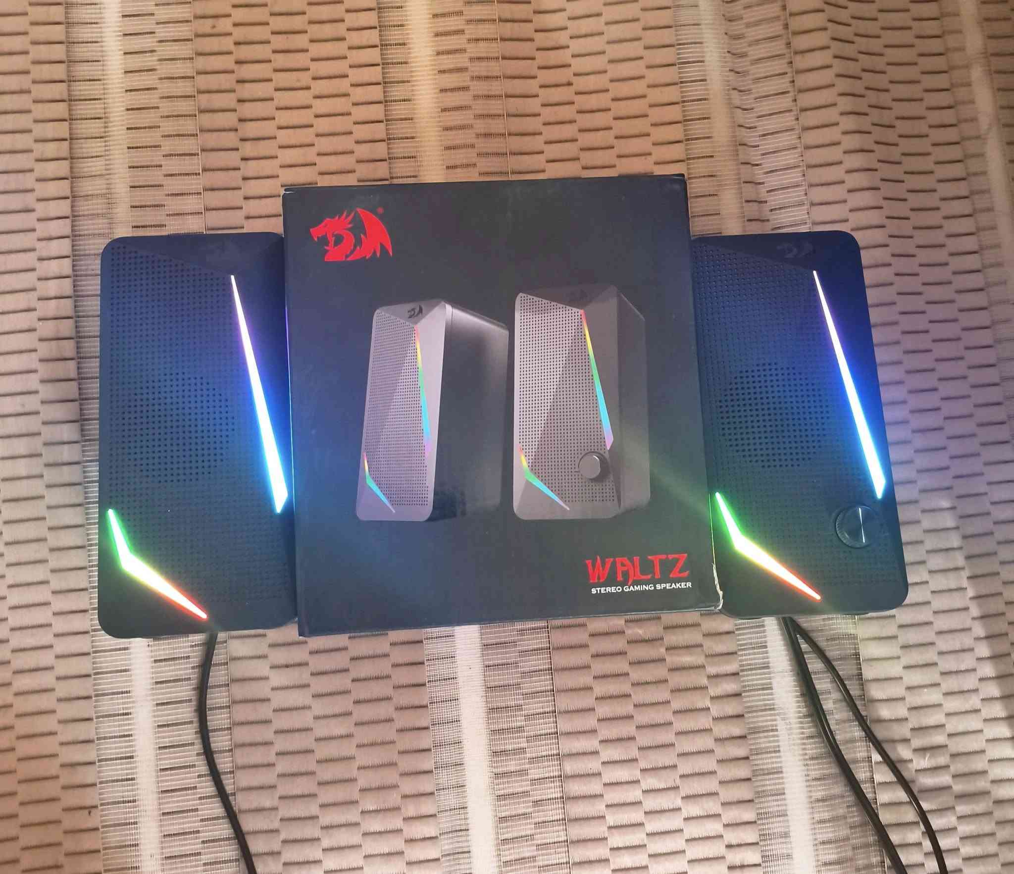 سلام عليكم
🔥 للبيع شاشة كيمنگ MSI MAG275QF 🔥
🖥️ قياس 27 بوصة
📺 دقة 2K (2560×1440)
⚡ 180Hz + استجابة 0.5ms
🎮 تدعم G-Sync و Adaptive Sync
✨ ألوان قوية Rapid IPS
الشاشة نظيفة وكاملة غراضها ومشتريها جديدة مو مال بالة وصل الشراء موجود مع سبيكر ريد دراكون
السعر 175 قفل 
العنوان بغداد الحسينية 
رقمي ***********
