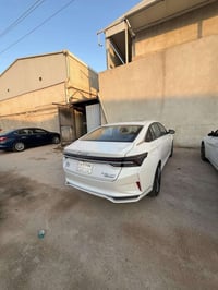 دونغ فينغ A60 • هايبرد 1.5 تيربو • فول مواصفات