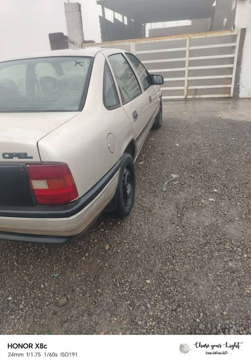 ئۆپڵ فیکترا مو دیل 92کیر عادی سە نە وی تازایە کۆبۆنینی بە نزینی هە یە ABSسڵایتە مکینە 18دە بێ لیدراوسحری 41محمالە ژم ***********کۆرە ک ***********
