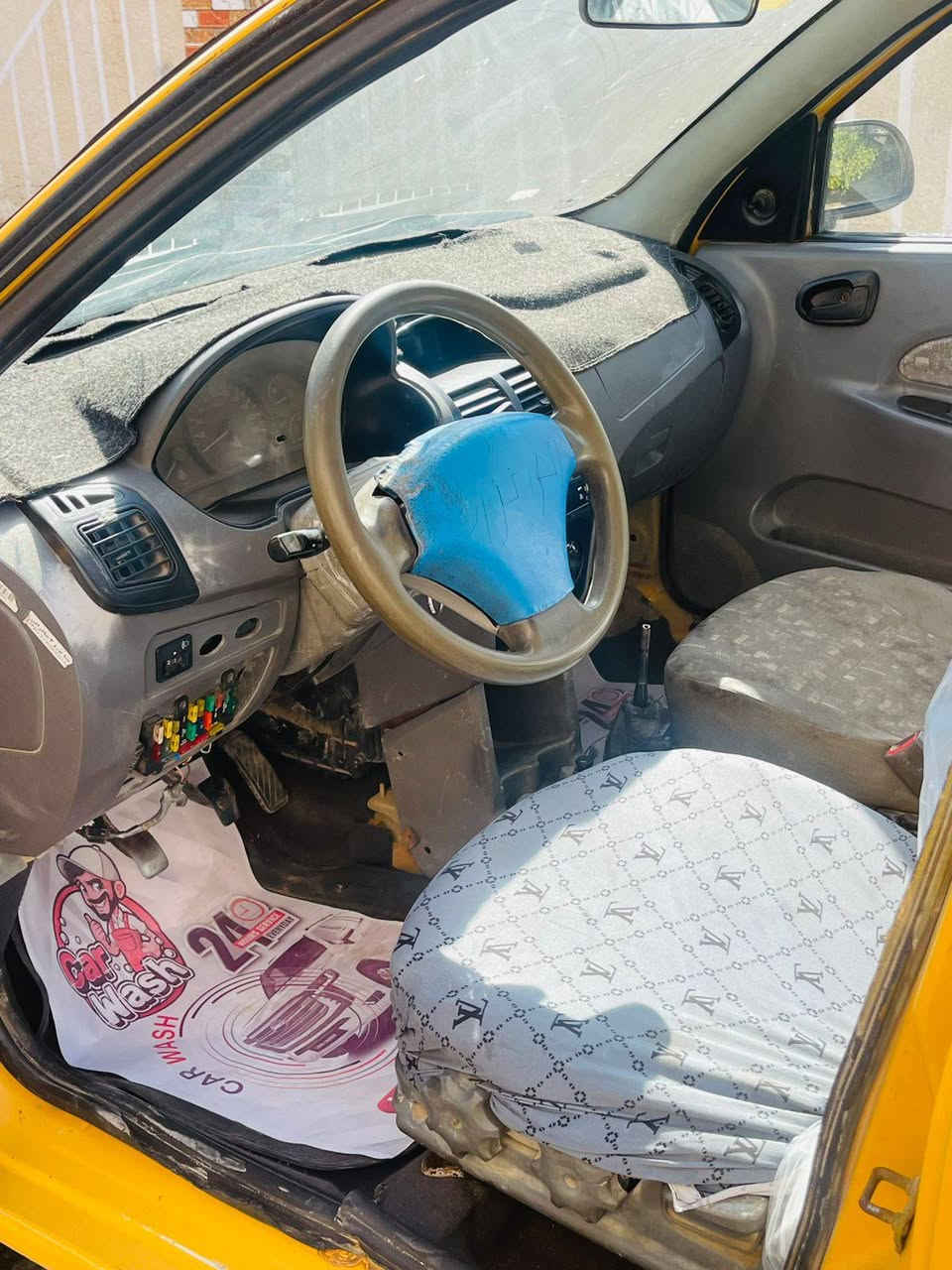 سلام عليكم طيبه موديل 2015 رقم واسط الاماني 
تحويل مباشر مصفره هيه عليها غرامه 

مكينه بيها بخار كير مكفول 

صدر امامي وخلفي نضيف 

دواخل نضيفه كهربائيات شغاله 

تخم تاير جديد بيها باب وره سائق صبغ 

العنوان تقاطع لنهروان جسر ديالى جديد 

السعر 27 

التصال ***********
