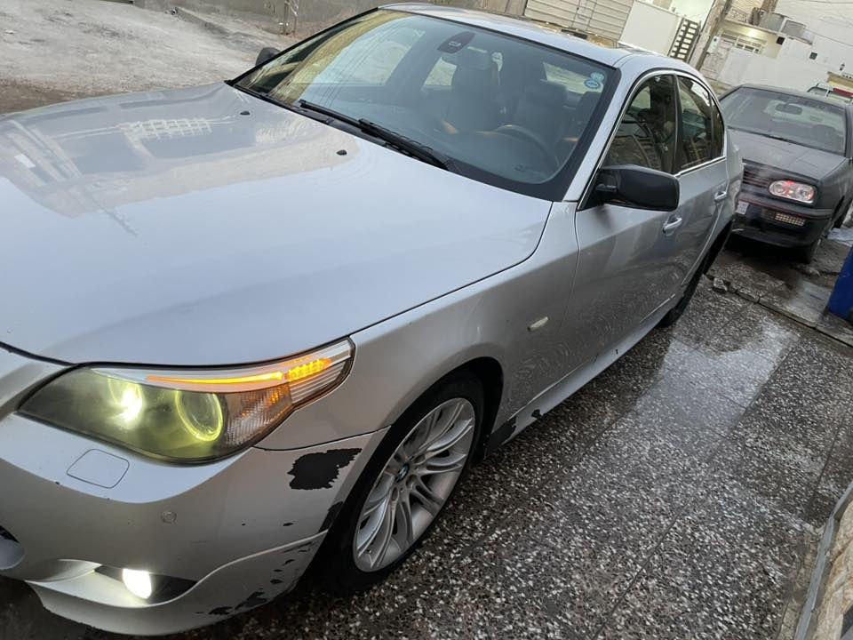 السلام عليكم
ميماتي للبيع موديل 2004
فول مواصفات 
رقم جديد هزه جديده 
جاملغات خلفيه جارده 
مكان السياره بغداد حي الاعلام 
السعر 110
مراوس بجيب او جارجر 
*********** واتساب
