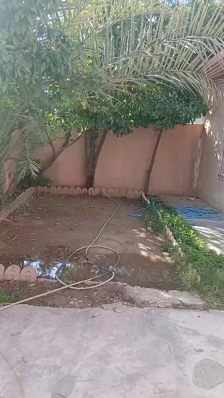 🏡 دار للإيجار – موقع مميز
دار مستقل للإيجار بمساحة 200 متر، قاطع واحد، في موقع حيوي
📍 كركوك – حي الجامعة / شارع عبد الرحمن
🔹 التفاصيل:
غرفتين نوم
استقبال
هول
مطبخ
صحيات
تولية خارجي
حديقة

💰 الإيجار: 250 ألف شهرياً

***********

***********
