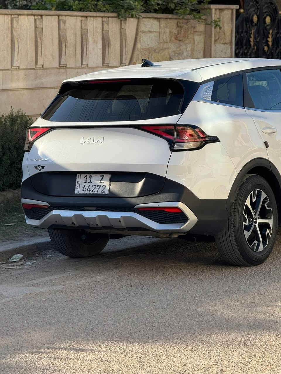 اسبورتج2024رقم بغداد محرك 2500 ضرره بنيد وجاملغ   فقط امبدالت وكاله مواصفات فول عده الفتحه سياره كلش نضيفه ‭0773 171 0345‬رقم الهاتف السعر 198وبيه مجال بصيط
