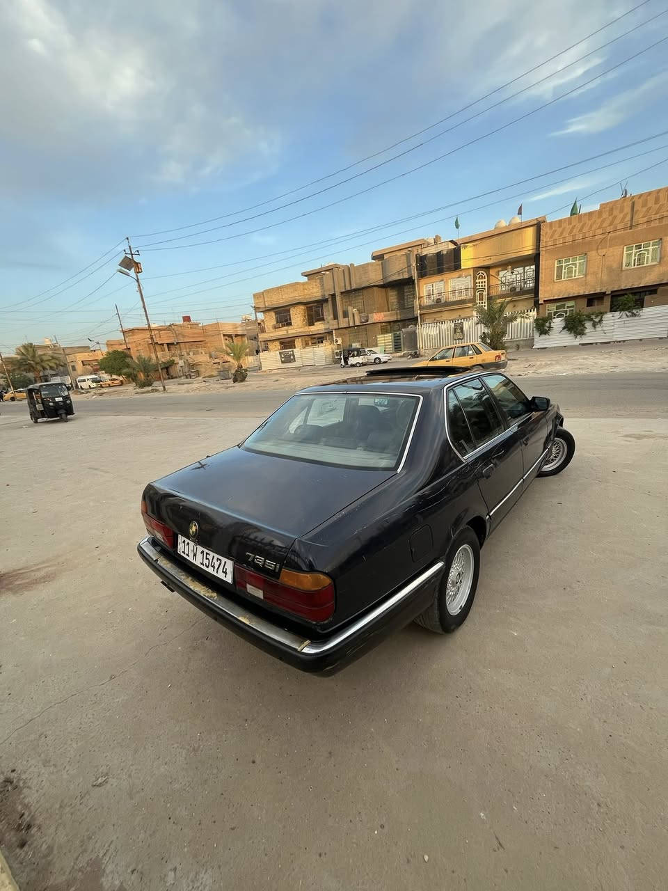 سلام عليكم 
BMW-730 موديل 90 سيارة جاهزة من كير مكينه صدر امامي خلفي ستيرن كهرباء تبريد شغال كهرئيات جاهزة داخل جديد  رقم نكليزي دولي
مكانها بغداد الغزاليه 
السعر 40 بيها مجال بسيط 
مكلف بل نشر رقم راعيها  

‭0770 396 1918‬
