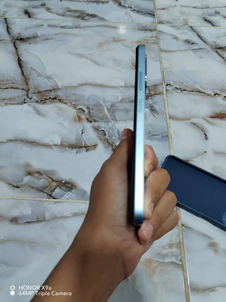 السلام عليكم جهاز اوبو A18 للبيع
جهاز نضيف ممفتوح ولا امبدل بي شي وشخط مابي جهاز نضافة 98/100 جهاز ايخبل ذاكرة 128 
الصوت 300/100 
السعر ب155 وبي مجال 
مكاني بعقوبة تقاطع الطرق والجسور 
للاستفسار خاص


**إذا كنت صاحب هذا الإعلان وتريد حذفه لأي سبب، رجاءا أرسل رسالة إلى الدعم الفني**