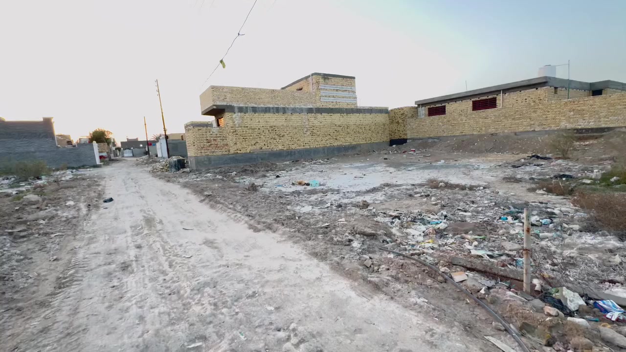 قطعه ارض مساحه 400 متر
سند 25 تحويل مباشر متوفر كافه خدمات 

ماء 💧 كهرباء ⚡️ شارع 10 امتار 

الاستفسار الاتصال(***********) 

او مراجعه مكتب العويسي للعقارات الكائن 

شارع البطاوي قرب عارضه المزاد
