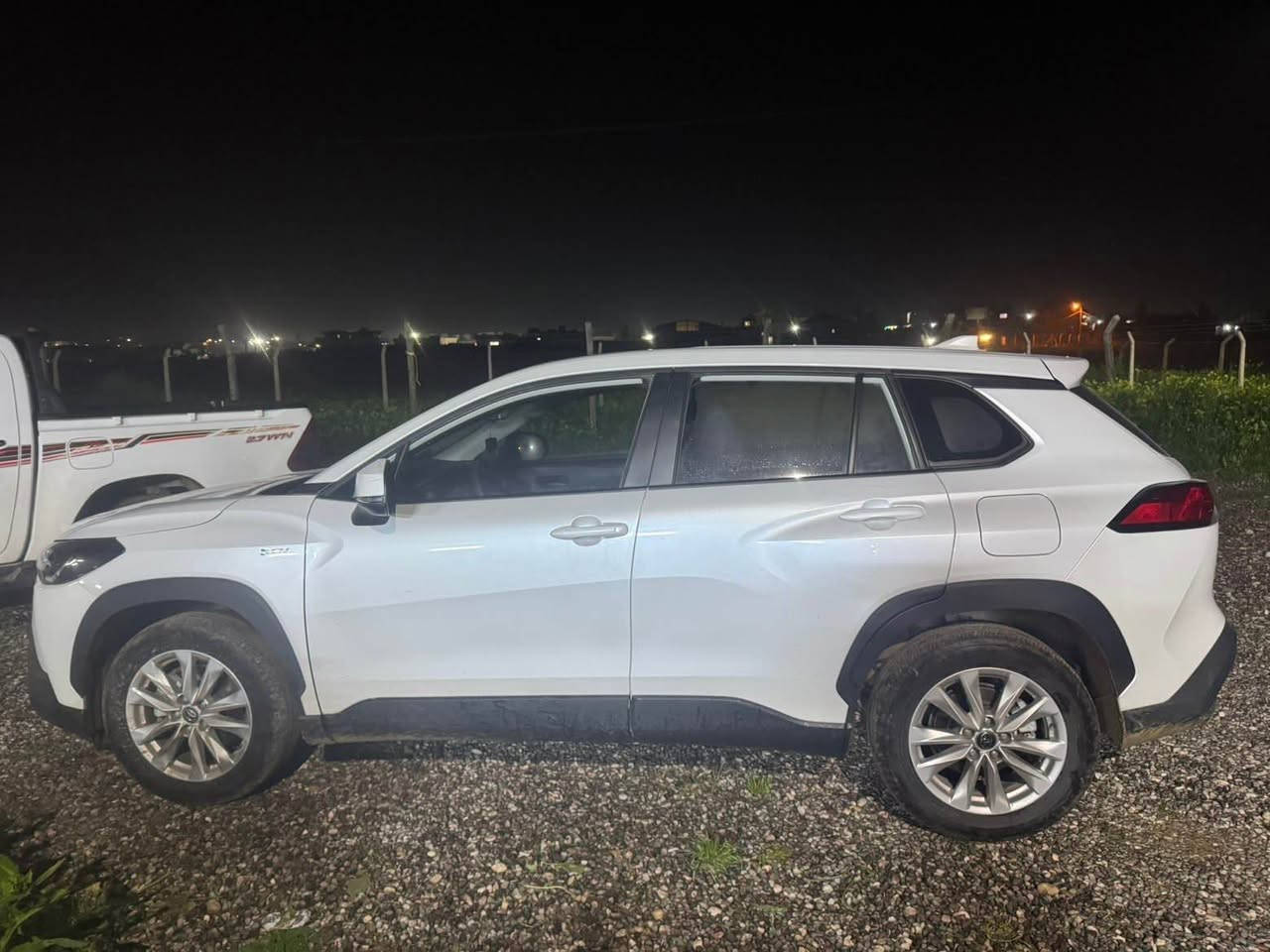 کرۆز مۆدیل ٢٠٢٥. سپی ٣٠هەزار رۆییە  گیر. وماکینە وکارابایەت بە شەرت یەک دەست.  هیجی نیە تەنها یەک تۆپی لە جامرغی پیشەوە هەیە وجاک نەکرایتەوە
و تێبینی رەقەمی لەگەل نیە. و سحری ١٨٧ ومەجالیکی برایانە 
ژمارەی مۆبایل *********** أربيل, العراق
