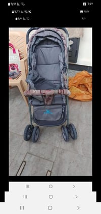 عربانه للبيع جديده ونظيفه كلشي ما بيه  السعر ٤٠ وبيه مجال الإتصال  ٠٧٥...