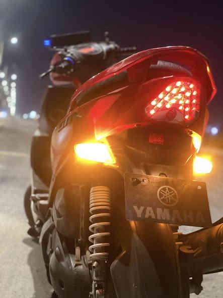 السلام عليكم شباب عندي جيتي آر كفاله عامه فول الدراجه خير من الله ماشيه٤٦الف وصالي ٣شهر من منزلها من الرمبه العنوان بغداد الشعله شارع ٦٠مقابيل مجمع النور الطبي هاذه الرقم بي وتساب    والسعر مليون ١٥٠وبيها مجال***********
