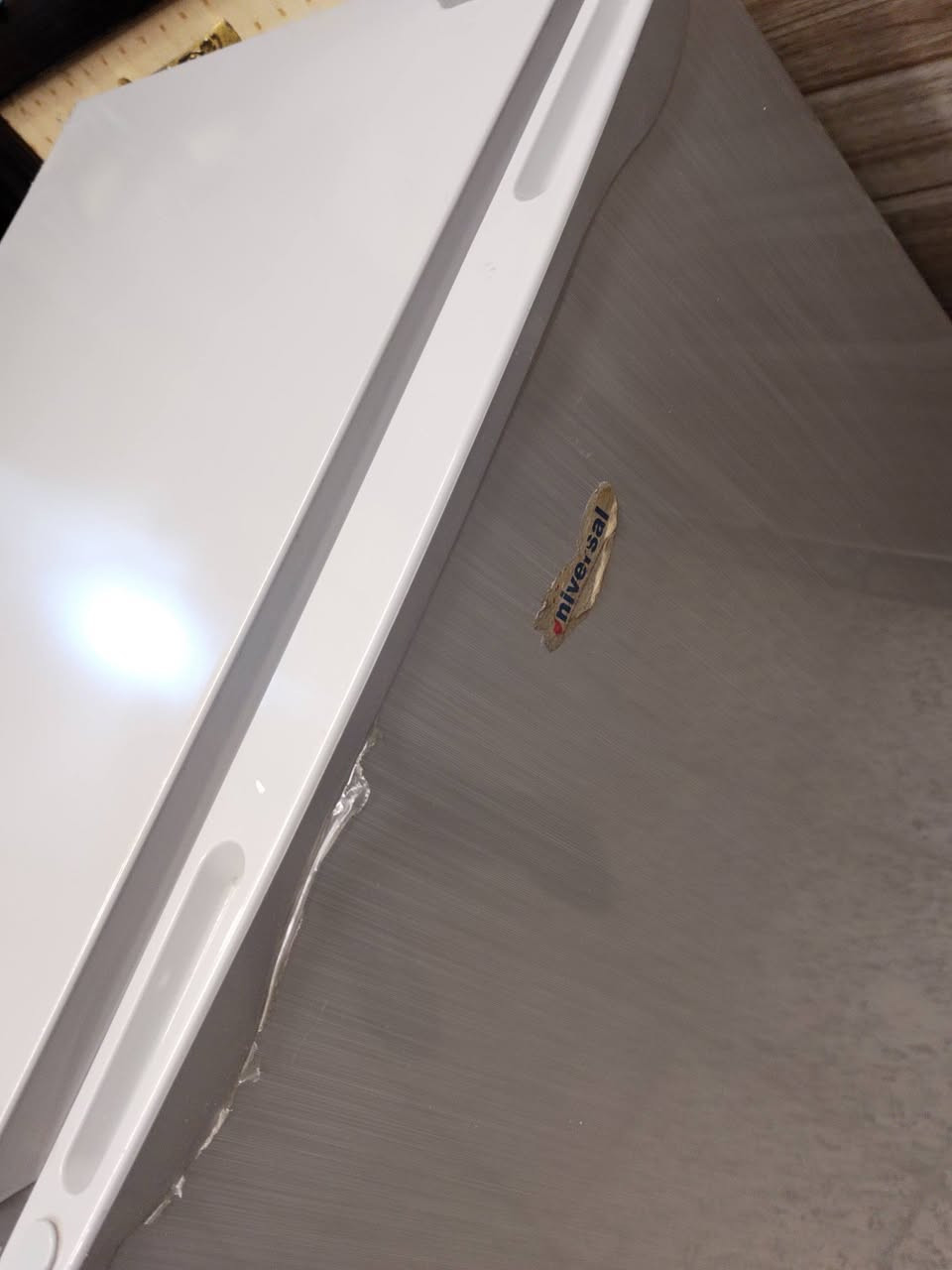 سلام عليكم ثلاجة صغيرة للبيع شرط ماداخلة تصليح تجميد فوووووول الشراي قبل ميجي اشغلهة الة يريد من يجي ياخذهة يشغلهة بيدة اقتصادية بل كهرباء قطرة خياس مابيهة تجي تاخذهة من البيت مكاني حي العامل 85وبيهة مجال بسيط حك الجية ***********
