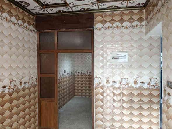 الدار للإيجار
حي التعليم جمعية غرفة تجارة قرب جامع الصالحات 
الدار يتكون من غرفة نوم عدد 2  واستقبال الدار جاهز 
السعر 250 ألف 
 ***********
***********
