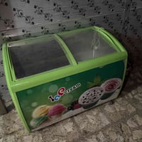 مرخصت مدير الكروب مجمده بيهه ليك بسيط   سعرهه ب ٢٧٥ الالف وبيهه مجال ب...