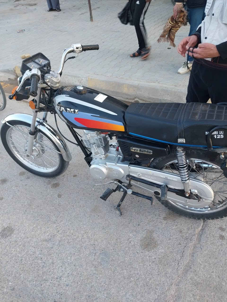 4 كير موديل 23  مكفوله 
أوراقه ضايعه 
مكينه مامفتوحه الدراجه أحله من الصوره
المكان قظاء الحي 
***********
