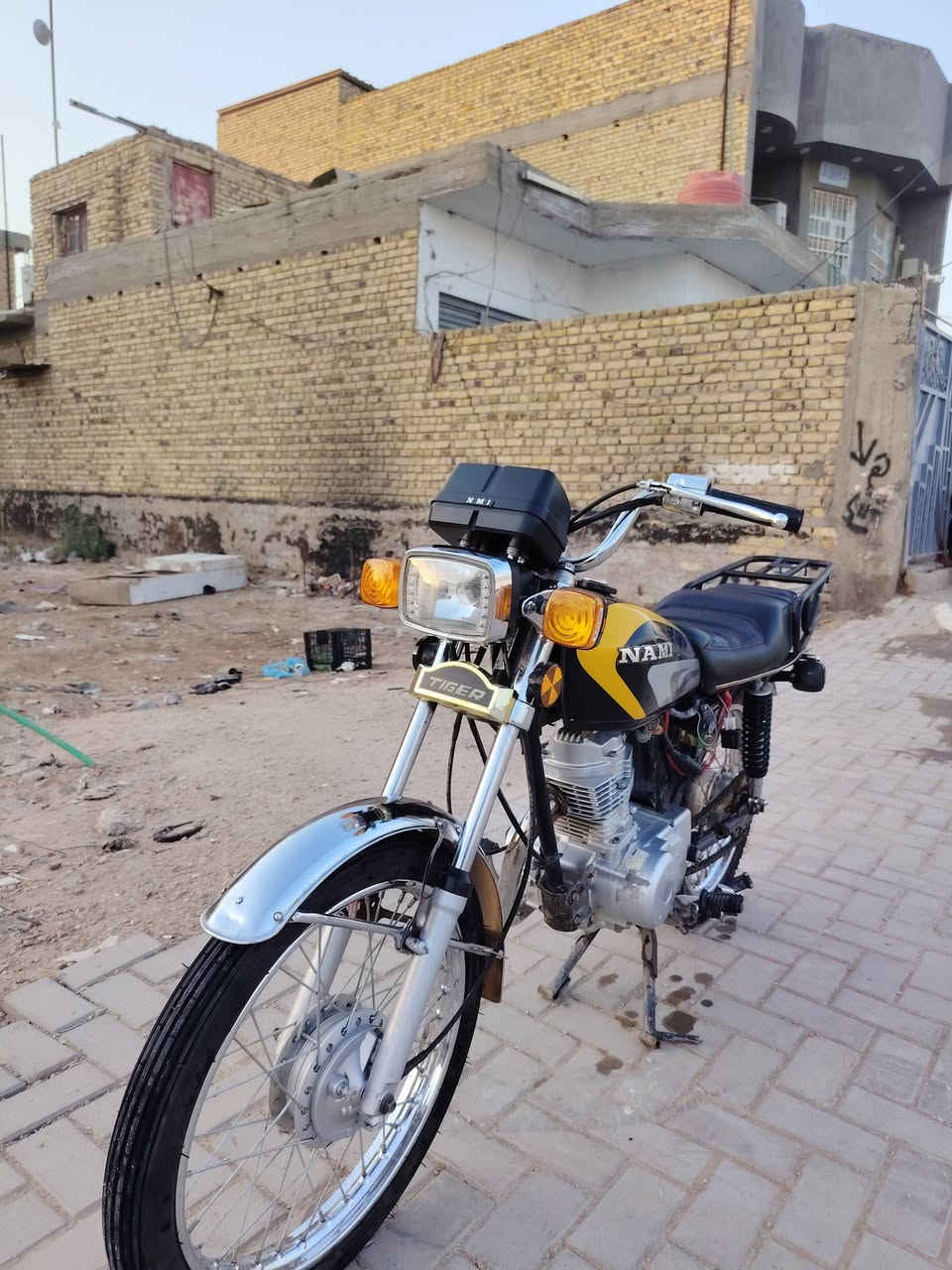 سلام عليكم دراجة نامة شلامجة 21وكيل نوار تعمير 24 دراجة كلش نضيفة مفتوحة بس ولفات واراق ومرقم باقي لوحة وسنوية دافع غرامات وكمرك بس منتضر بس الوكالة تستلم الوحات الاستفسار ع  ⁨7859170880⁩0


**إذا كنت صاحب هذا الإعلان وتريد حذفه لأي سبب، رجاءا أرسل رسالة إلى الدعم الفني**