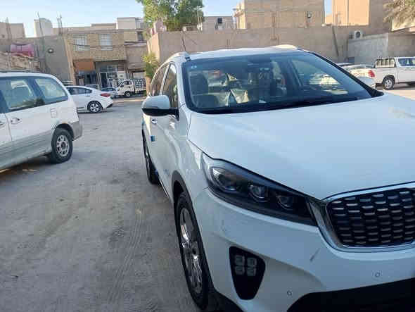 سورنتو 20 خليجي 6سلندر   مكفول  للسعر والاستفسار اتصال على الرقم *********** رقم مثنى انكليزي  وسنويه جديده وباتري جديد وتخم تاير جديد
