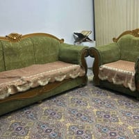 تخم عراقي للبيع ٩ مقاعد  السعر ١٧٥ الف وبي مجال  العنوان بغداد  موبايل...