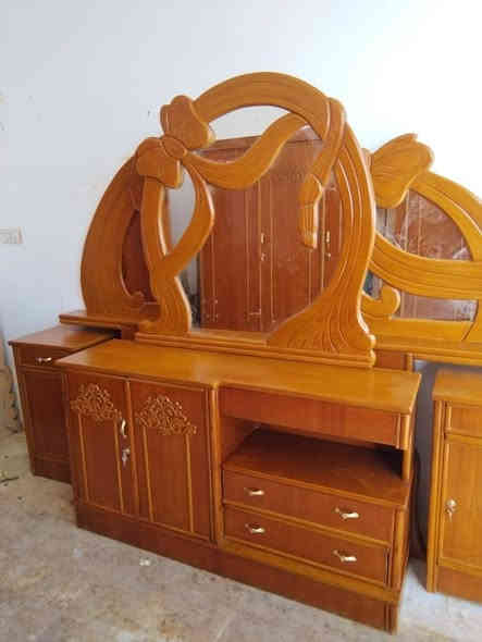 السلام عليكم غرفه كامله ام الخمسه اتسكام درجه اولى نظيفه كلش غرفه جاهزه وكامله اي نقص ما بيها السعر 725 شامل شد والتوصيل مجاني وبيها مجال للشراي ***********//////////////*********** رقم الواتساب
