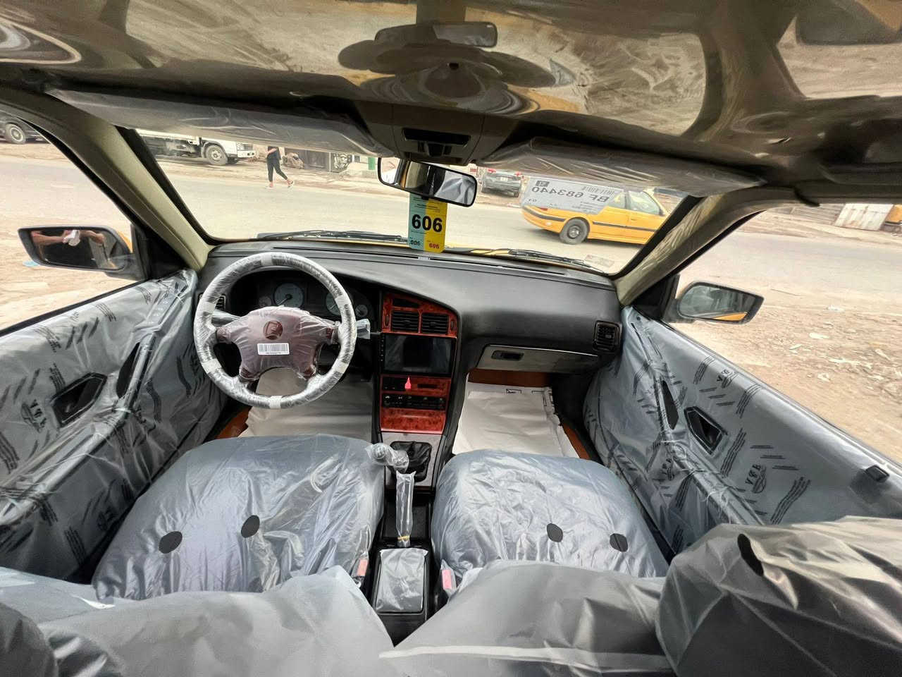 للبيع بيجو بارص موديل ١٥ محرك كير تبريد تدفئة صدر امامي وخلفي جديد تخم تاير سنتر لوك رقم بغداد أنكليزي بسمي شخصين  سنويه جديده هزه جديده السياره جاهزه نضيفه متعوب عليها السعر ٤٨ للإستفسار ***********
