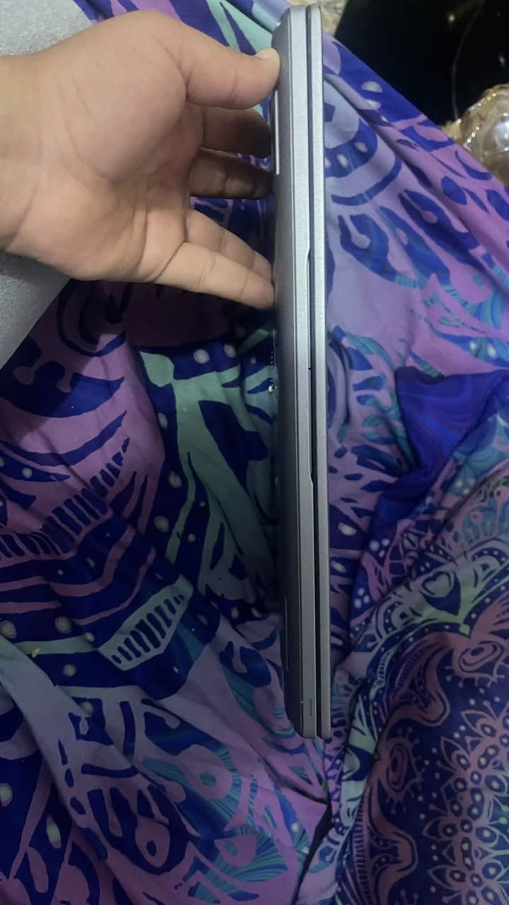 السلام عليكم لابتوب DELL  شاشه لمس للبيع
كوراي5 ذاكره256الرام8 هاردssD كرت شاشه داخلي  حجمه٤g جيل العاشر بيها. بصمة وجه ورمز ينفتح باليد شلون التلفون ورمز كيبورد  

حجم الشاشه14.1FHD كيبورد عربي انكليزي نظام تشغيل 11proويندوز وكل البرام الخدميه بي سينما اتو كاد الوتساب انستا تلي كولشي بي منفذ شحن تايب سي غراضه كامله بالصور كارتونه وجنطه وشاحنه نظيف كلش استعمال اقل من شهر ونص سعر300وبي مجال قليل مكاني طويريج وبيكم خير وتدللون


**إذا كنت صاحب هذا الإعلان وتريد حذفه لأي سبب، رجاءا أرسل رسالة إلى الدعم الفني**