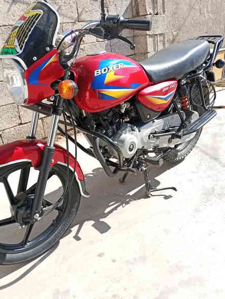 السلام عليكم شباب دراجه بوكسر موديل 2021 دراجه مكفوله كفاله عامه من الشخط دراجه عله وضع الشركه لامفتوحه ولا ملعوب بيها وماشيه 8000 بعدها اخت زيرو وديها وين ماجان اذا كلولك ملعوب بيها لو عداد غلط ترجعها واني المنون دراجه تروح للسوك وترجع بس اوراق كامله اصوليه اذا ماتترقم هم ترجع السعر 1300 وبيها مجال مكاني بغداد بسمايه رقمي ***********
