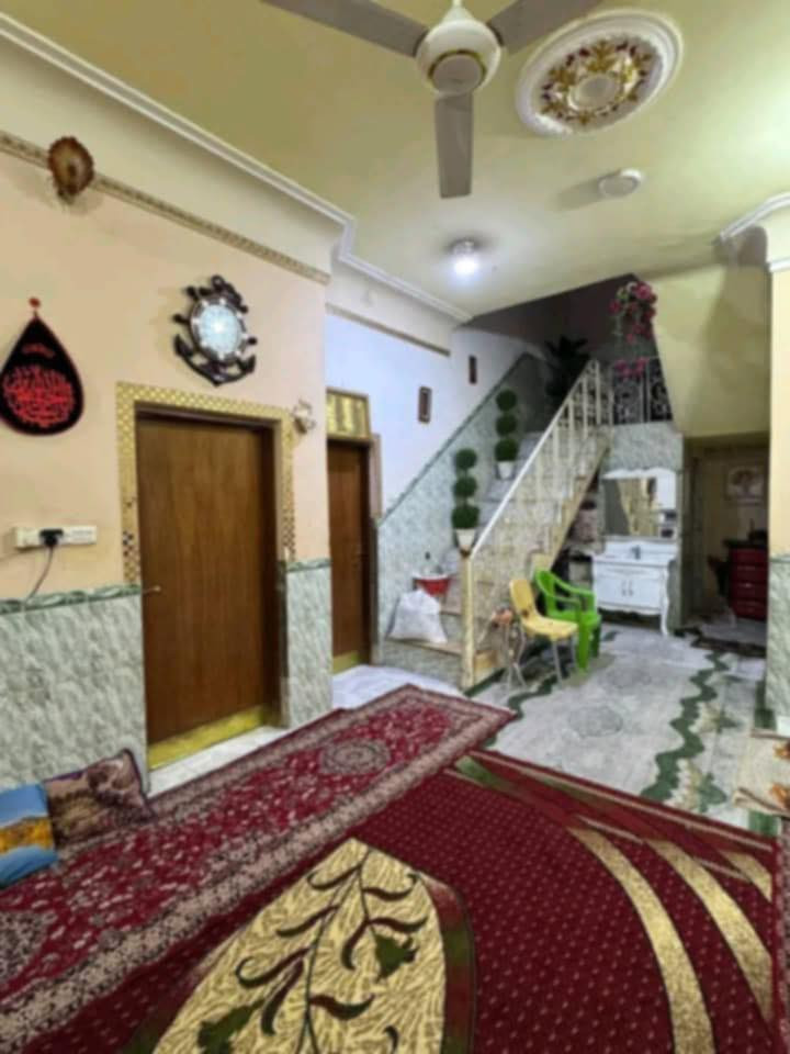 #بيت حي الحكم قريب على المستوصف المساحه 137 متر سنة البناء 2018الطابق الاول غرفتين صاله استقبال صحيات ومطبخ والطابق الثاني غرفه وصاله وصحيات للاستفسار مراسلة الصفحة او على الرقم ***********
ملاحظة(نستقبل كافة العروض العقاريه)
