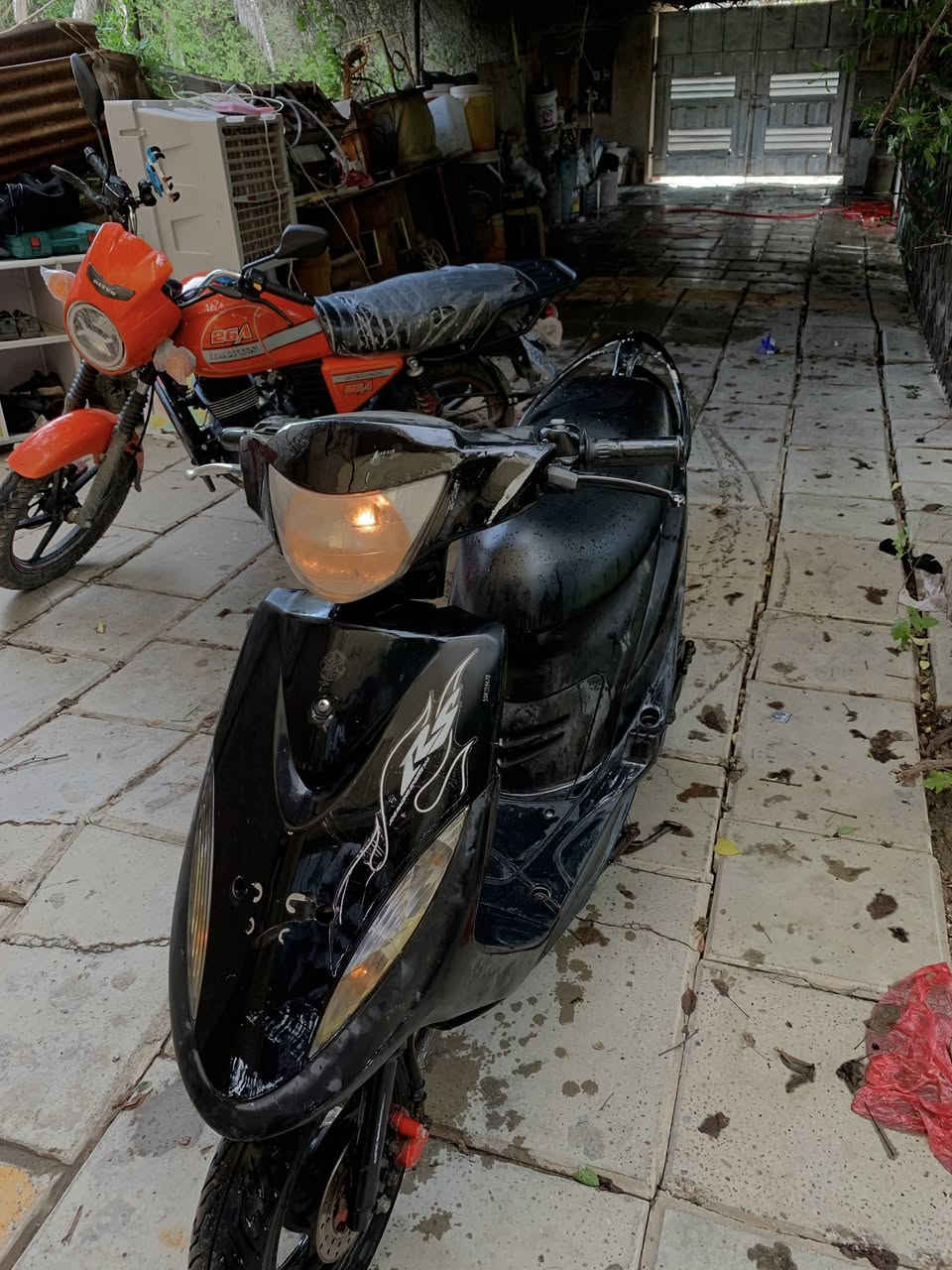 سلام عليكم دراجه ماكس عدله ممفتوحه مختمه بلاد السعر 650 بيه مجال بسيط الرقم *********** المكان الدوره
