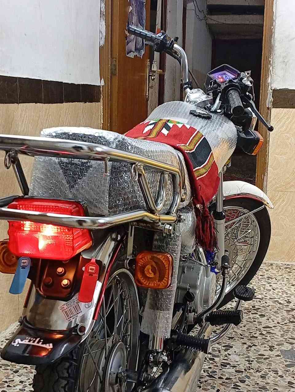 نامه متياز 23 اصلي
كله شغاله اوراق كامله
وكيله العارضي كهربائيات شغاله 
لايت زنون دسك امامي 
بسمي كبل اداورلك مكان نجف
السعر 900 وبيه مجال 
*********** واتساب
