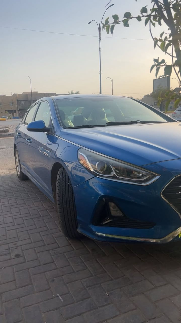 عيدكم مبارك 
للبيع سوناتا 2019 رقم كربلاء بأسمي 
وارد امريكي حادث جاملغ وباب سطحي بدون قطره دواخل 
بجم كبس صور الحادث بلمنشور ماشيه 70 ميل السياره جديده بمعنى الكلمه تخم تاير جديد صدر امامي وخلفي بلكارتون كير محرك كفاله مكان السياره كربلاء 
الشراي يتصل وعيوني اله 
السعر 135 
***********
