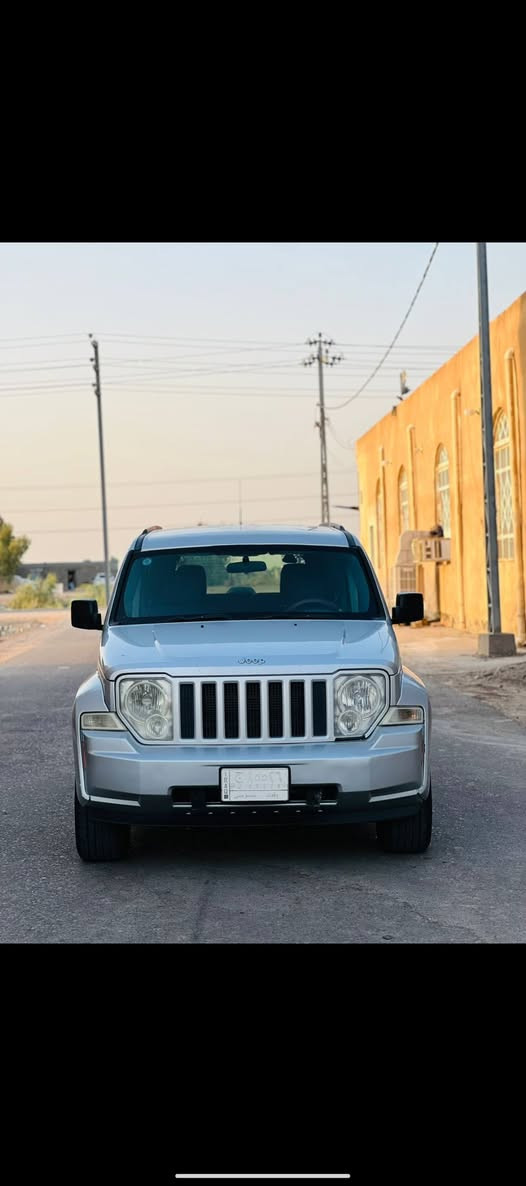 جيب لبرتي موديل 2008 
السيارة مكفولة كفالة عامة 
محركها 6 سلندر 
3.7  المرغوب 
باسمي تحويل ثاني يوم
رقم بغداد 
سعر 110$ 
السونار مرفق مع الصور 
رقمي
‏‪0783 853 0958‬‏
